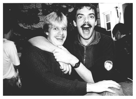 Erk und Oke auf einer Party bei Kerstin. 1990.