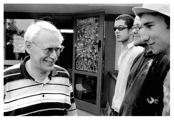 Links Peter Blunck, dann Yilmaz, Herr Gubatz und Schulle. 2000.