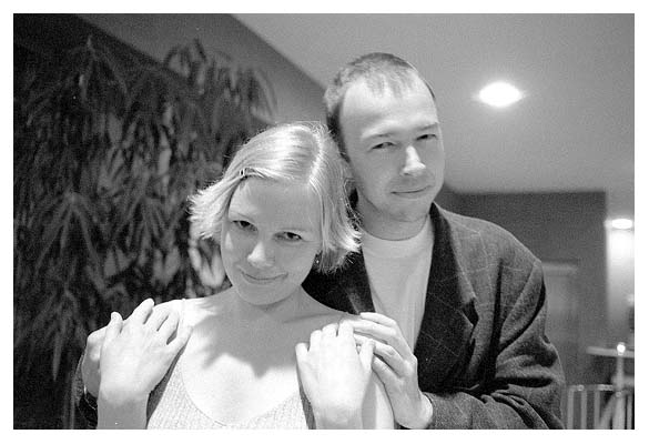 Stephie Opitz mit ihrem ehemaligen Verlobten Thomas. 2004.