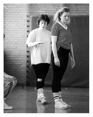1988 in der kleinen und einzigen Sporthalle der TSS: Stefanie Plünzke und Ulli Fulda